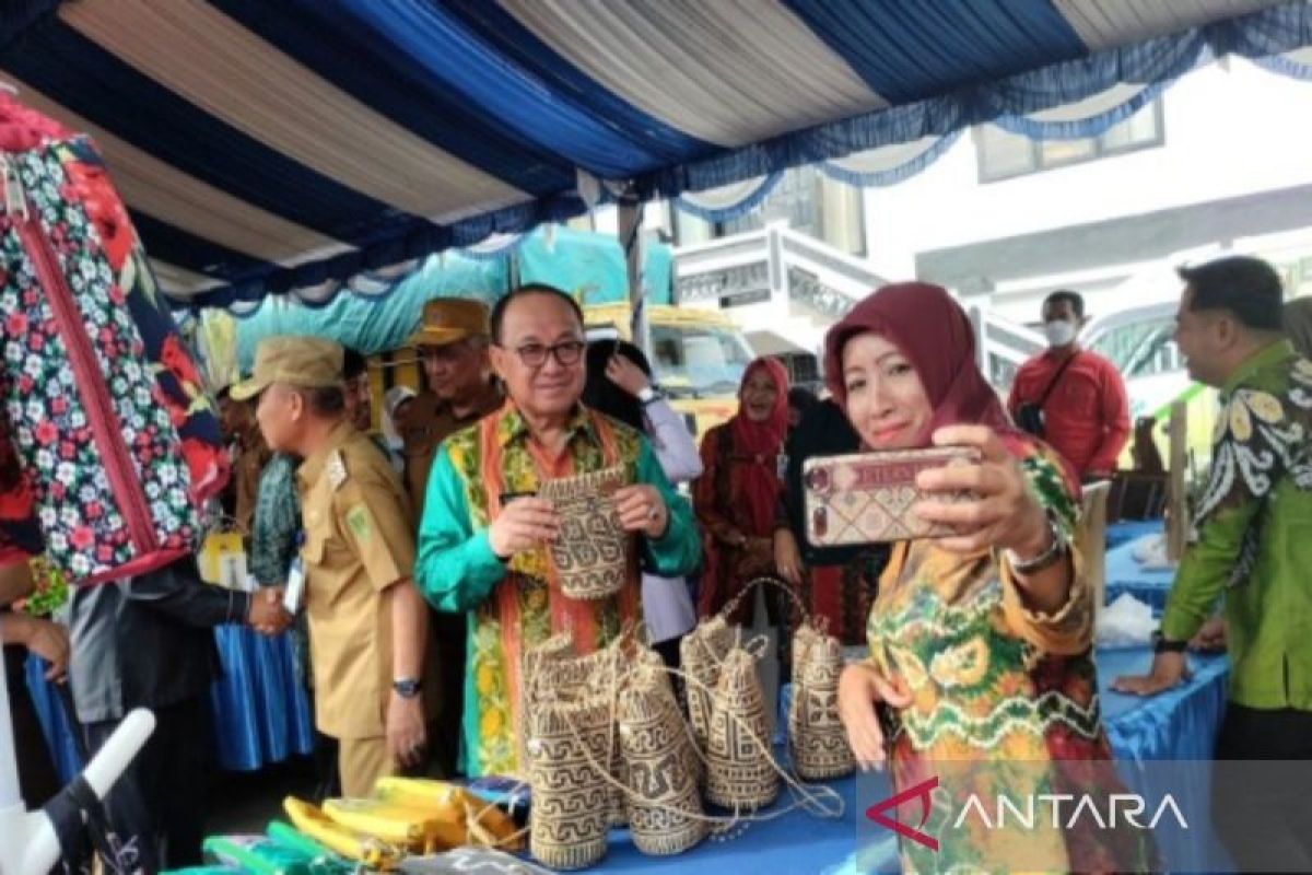 Tabalong promosikan produk lokal UMKM melalui pasar murah