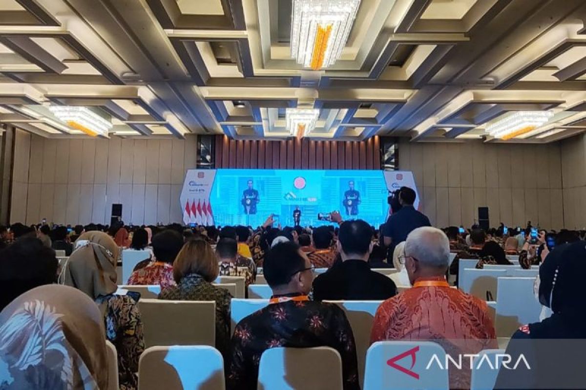 Jokowi: Di dunia sekarang ini proyek terbesar adalah IKN