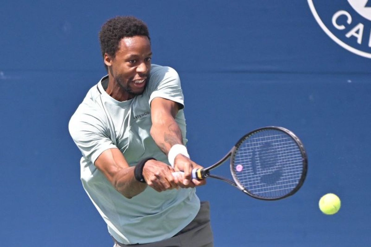 Toronto Masters - Petenis veteran Monfils singkirkan Tsitsipas untuk melaju ke 16 besar