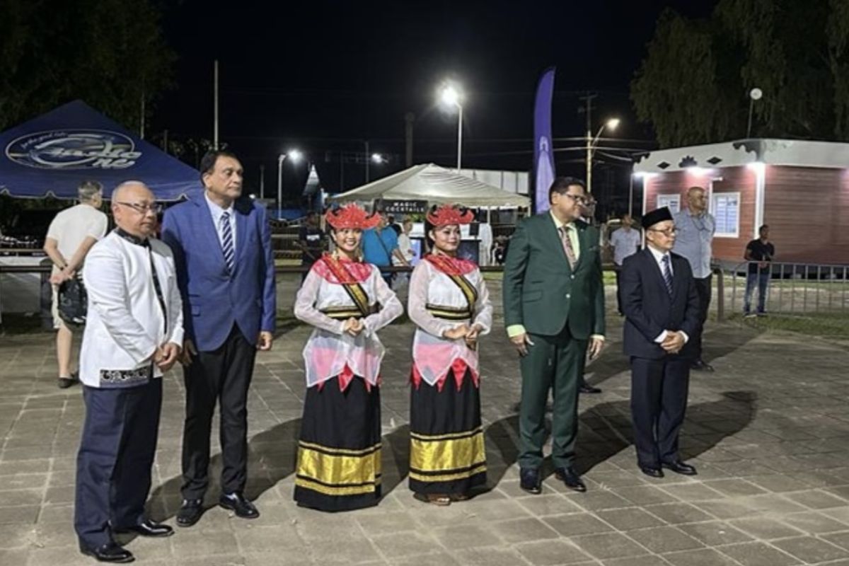 Penduduk Jawa disebut telah bentuk budaya gotongroyong di Suriname