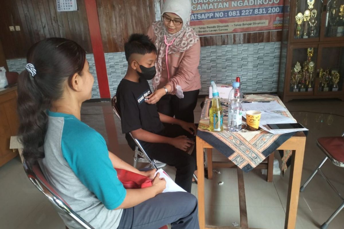 Tim LPPM Undip gelar pengobatan gratis di Wonogiri