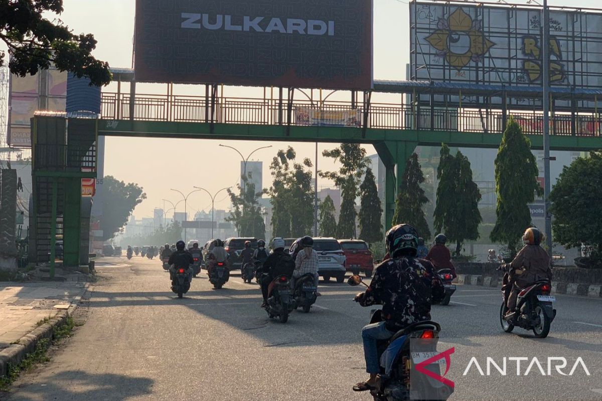 Kabut selimuti Pekanbaru, BMKG bantah berkaitan dengan asap karhutla