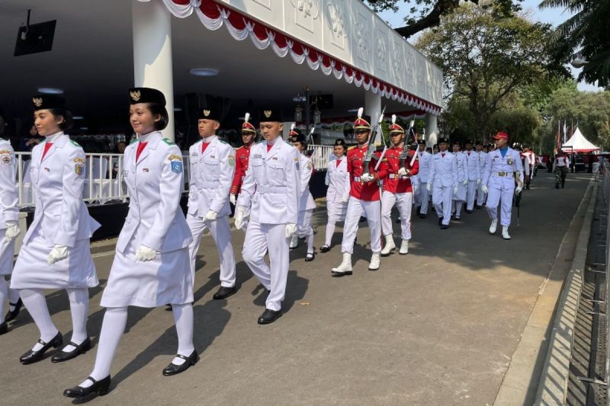 Presiden Jokowi dan Ibu Negara pantau Gladi Bersih Upacara HUT Ke-78 RI