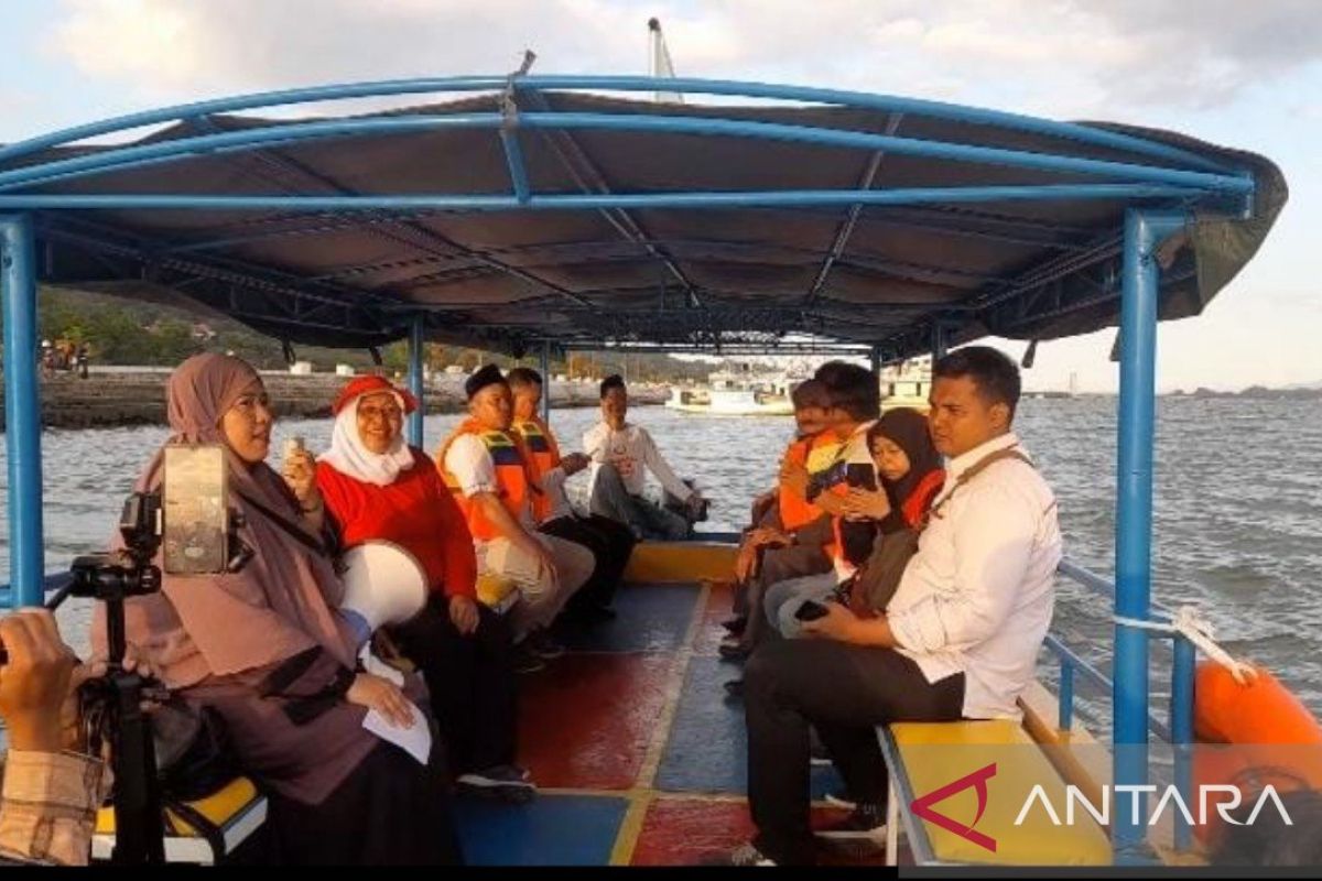 Kapal Wisata Teluk Kendari dongkrak kunjungan wisatawan