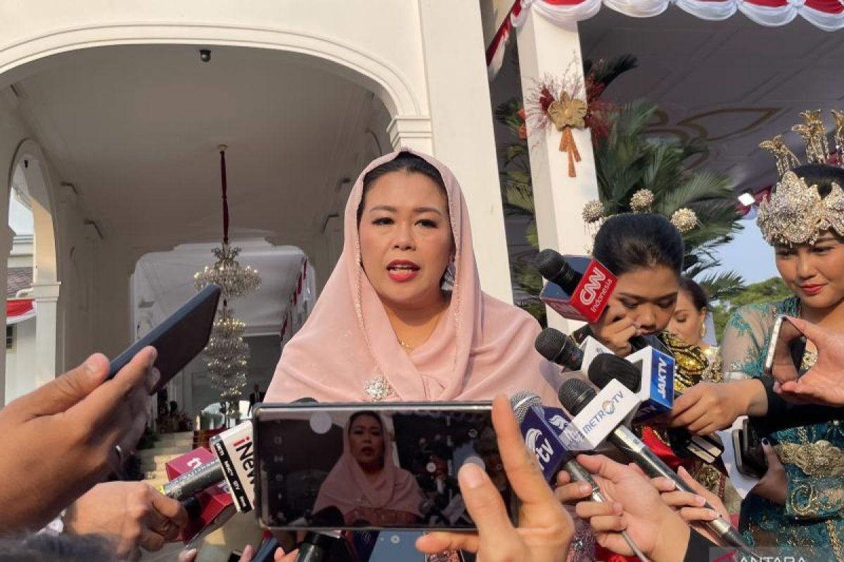 Yenny Wahid dukung pemakaian baju adat di setiap acara kenegaraan