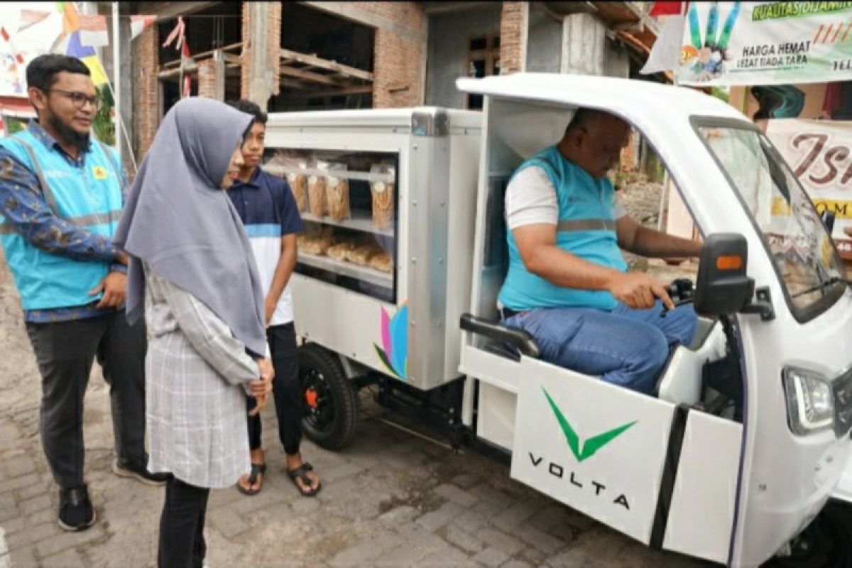 PLN bantu "Mami Rere", UMKM ibu-ibu korban PHK pada masa pandemi