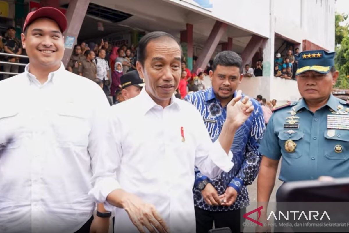 Jokowi sebut situasi politik sudah saling panas antarkawan sendiri