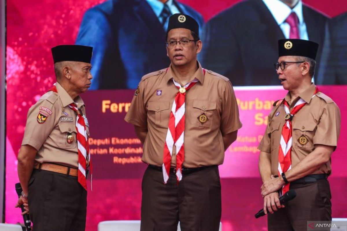 Pramuka upaya strategis bangun karakter bangsa