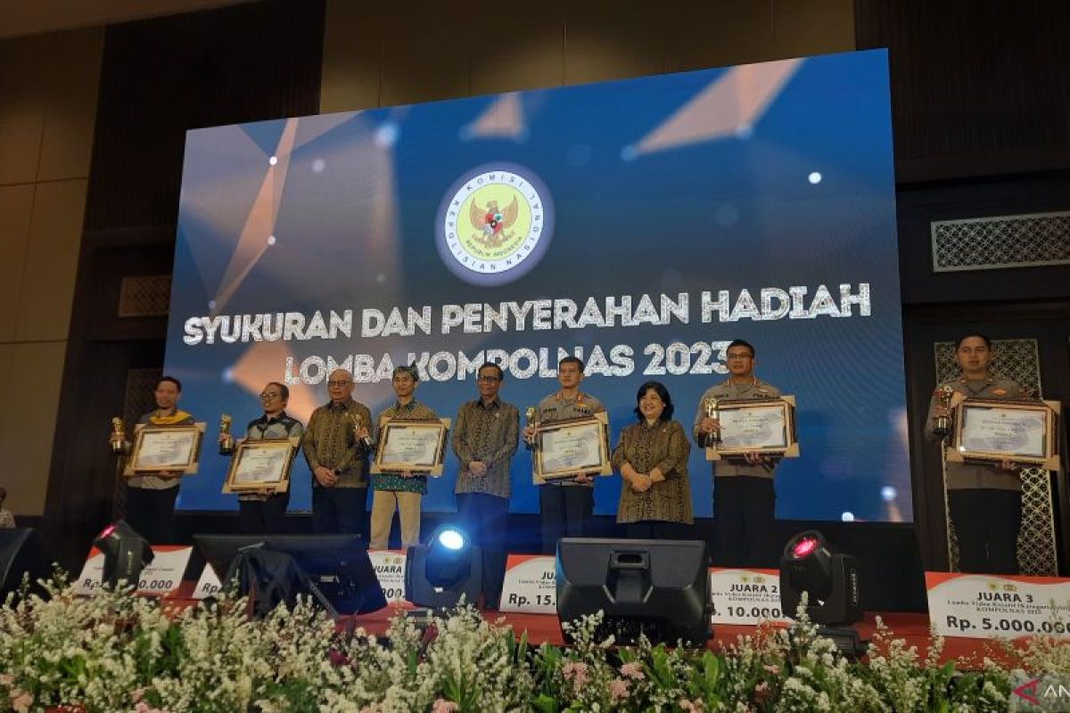 Kompolnas sebut masyarakat masih taruh perhatian kepada Polri