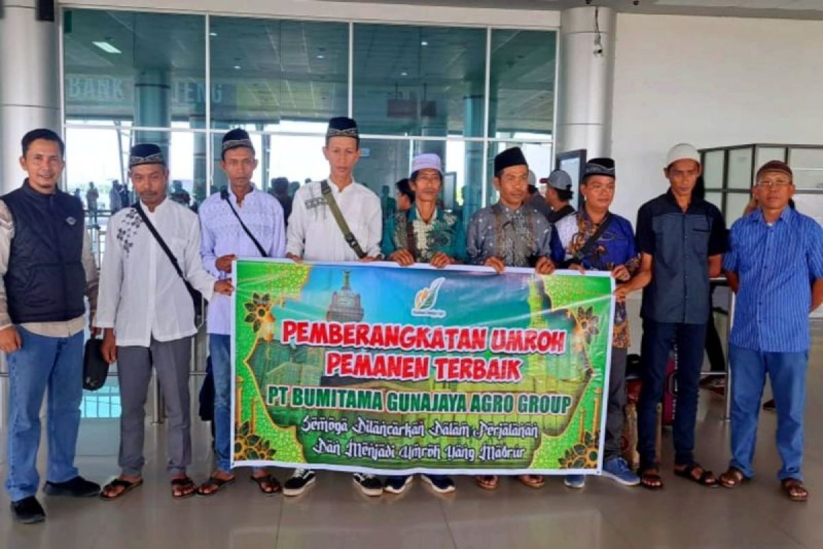 BGA Group kembali berangkatkan umrah 17 pemanen sawit terbaik