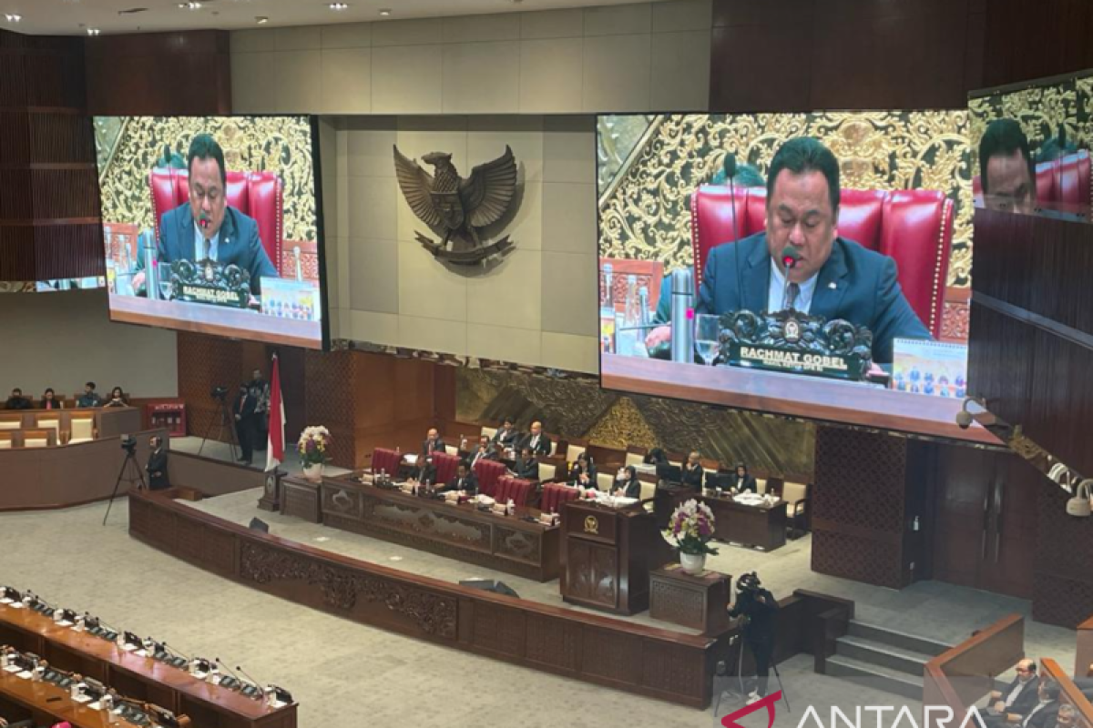 Rapat Paripurna DPR setujui penetapan keanggotaan fraksi AKD 2023-2024