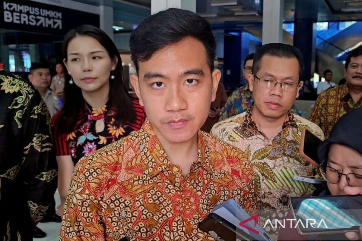 Gibran  menunggu perintah partai terkait arahan untuk relawan