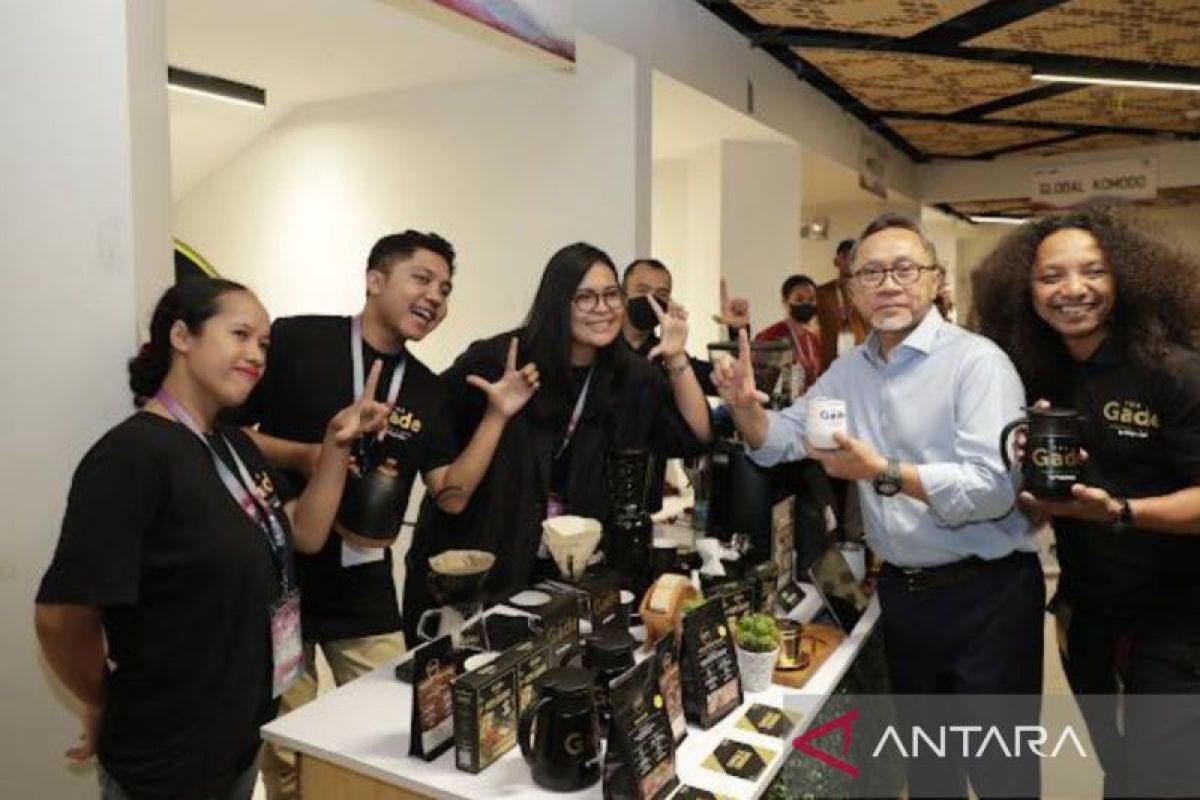 Zulhas: PAN partai terbuka dan pro anak muda