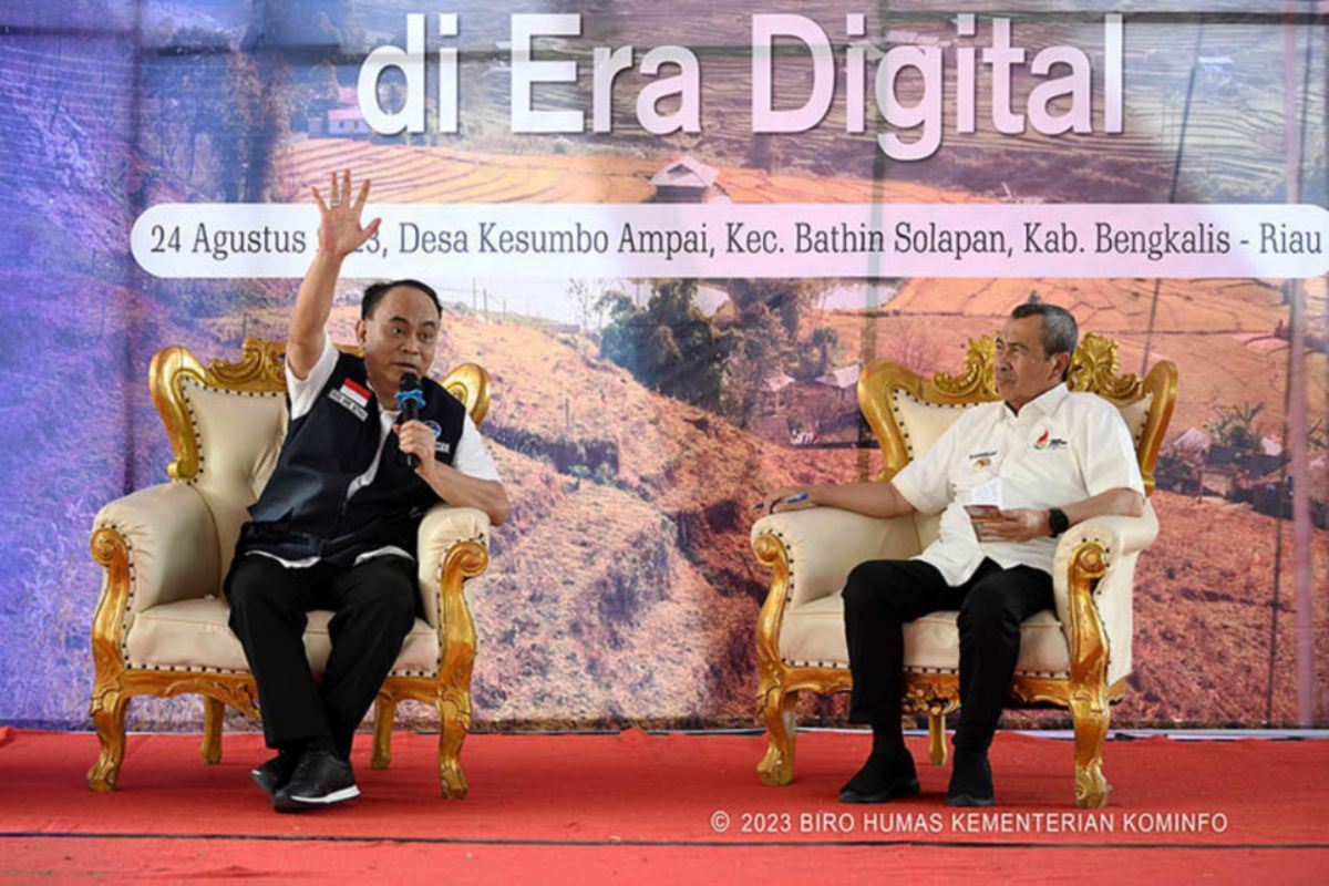 Kementerian Komunikasi dan Informatika berkomitmen memperkuat infrastruktur digital di desa-desa