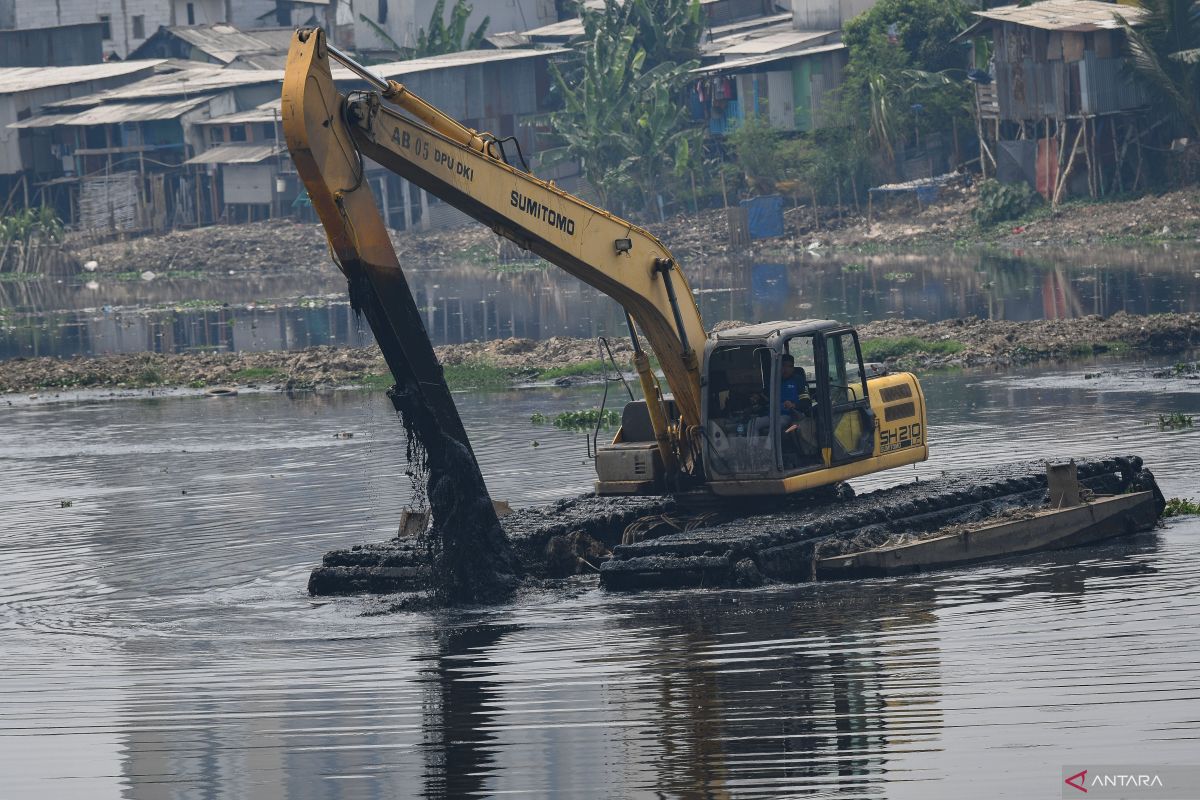 Penanganan banjir baru sebatas sisi gejala