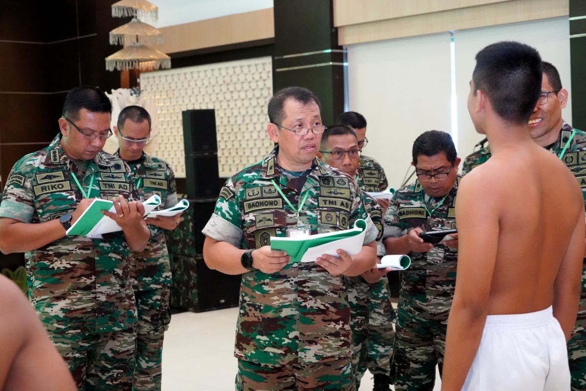 Kodam seleksi prajurit masuk Kostrad dan Kopassus