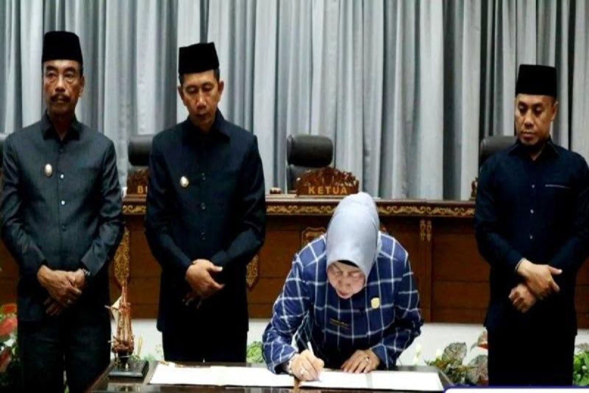 Pemkab dan DPRD Barut teken kesepakatan rancangan APBD Perubahan