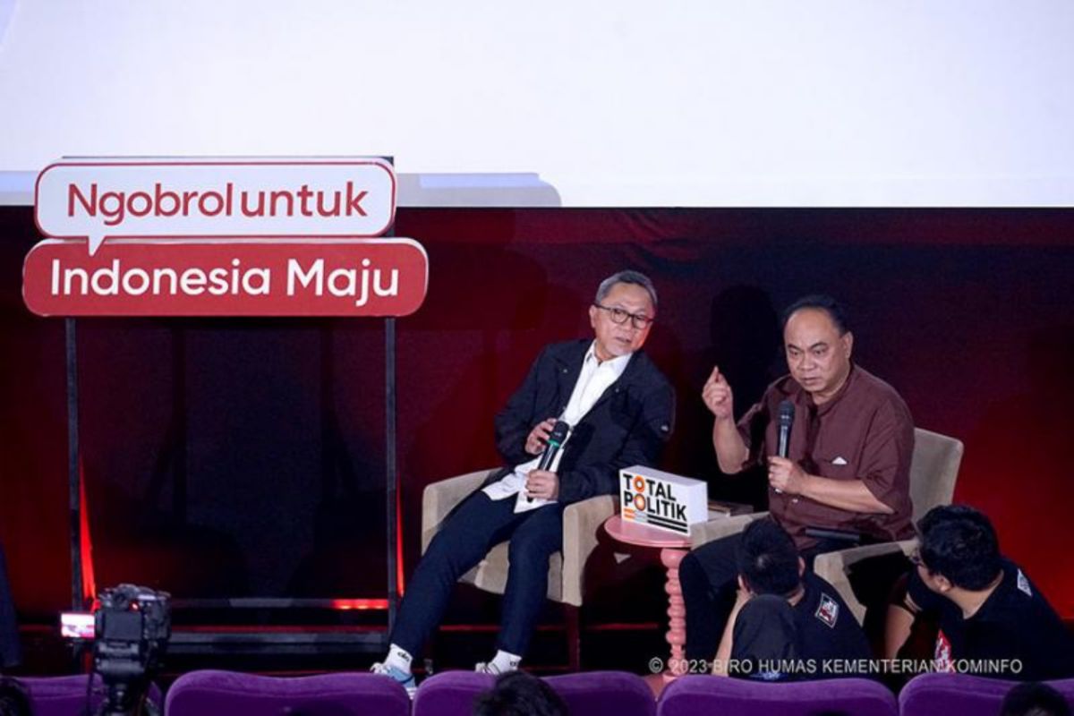 Menkominfo sebut masyarakat perlu ikut jaga kedaulatan data Indonesia