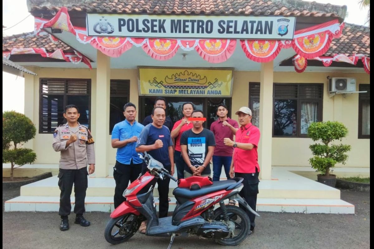 Diduga curi sepeda motor warga, oknum Satpol PP Metro diringkus Polsek Metro Selatan