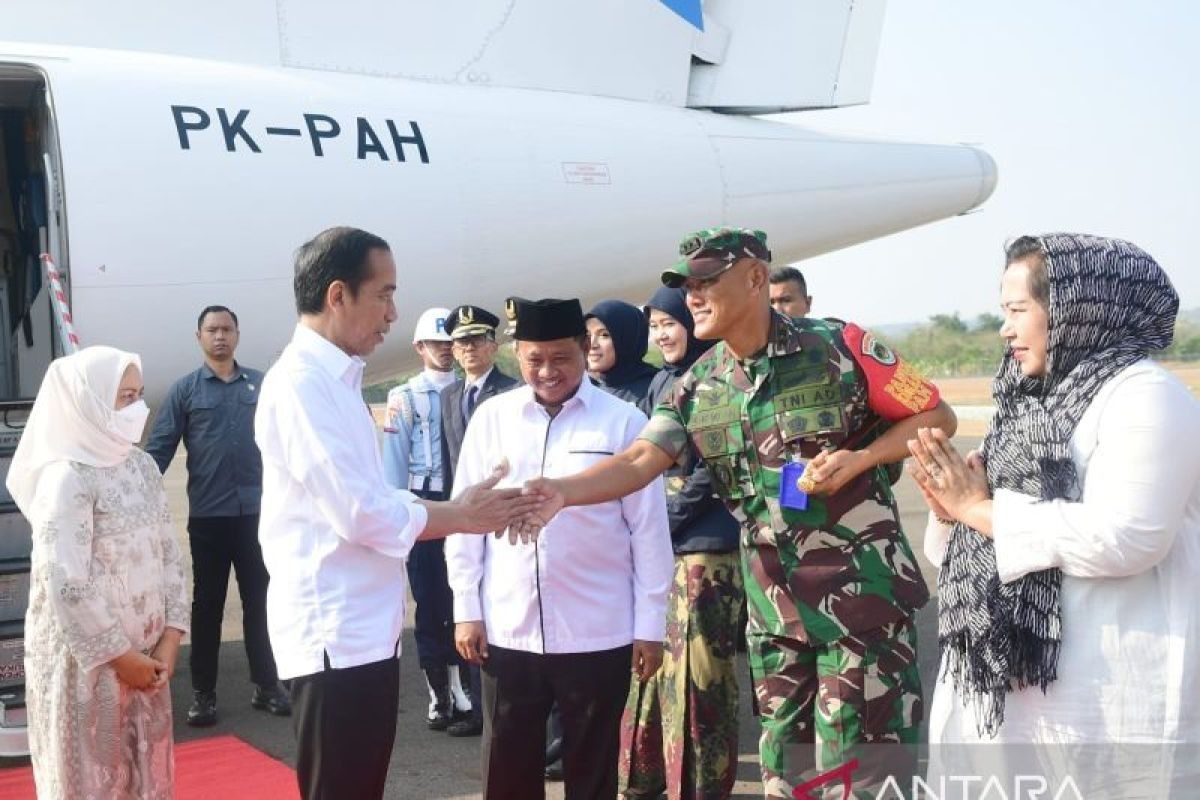 Presiden Jokowi hari ini bertolak ke Pekalongan untuk buka Muktamar Sufi Internasional