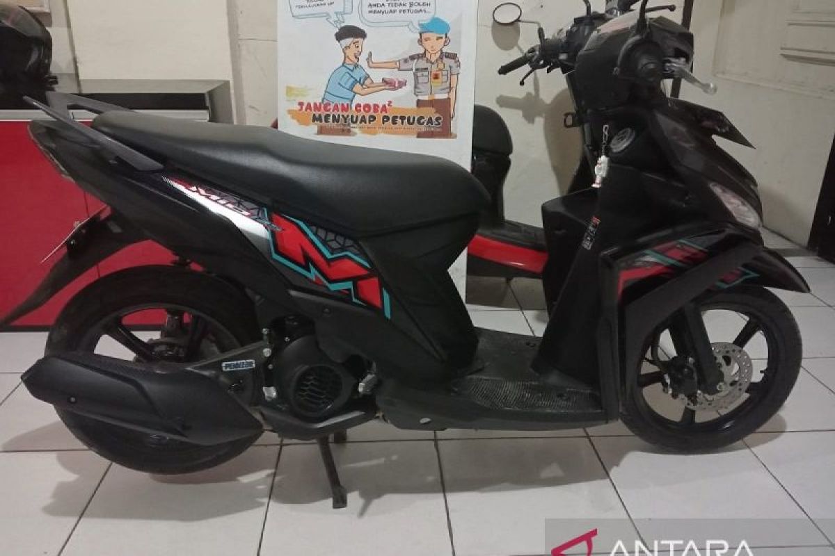 Oknum PNS diduga curi uang DPRD Ambon beli sepeda motor