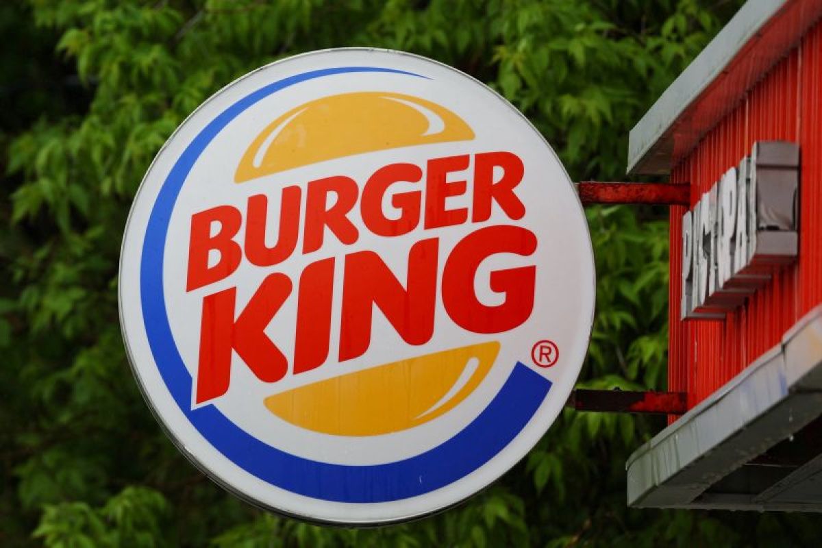 Burger King digugat akibat  ukuran Whoppers terlalu kecil