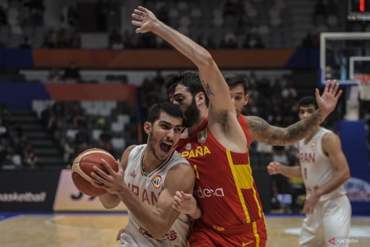 Tim Basket Spanyol sapu bersih tiga laga Grup G