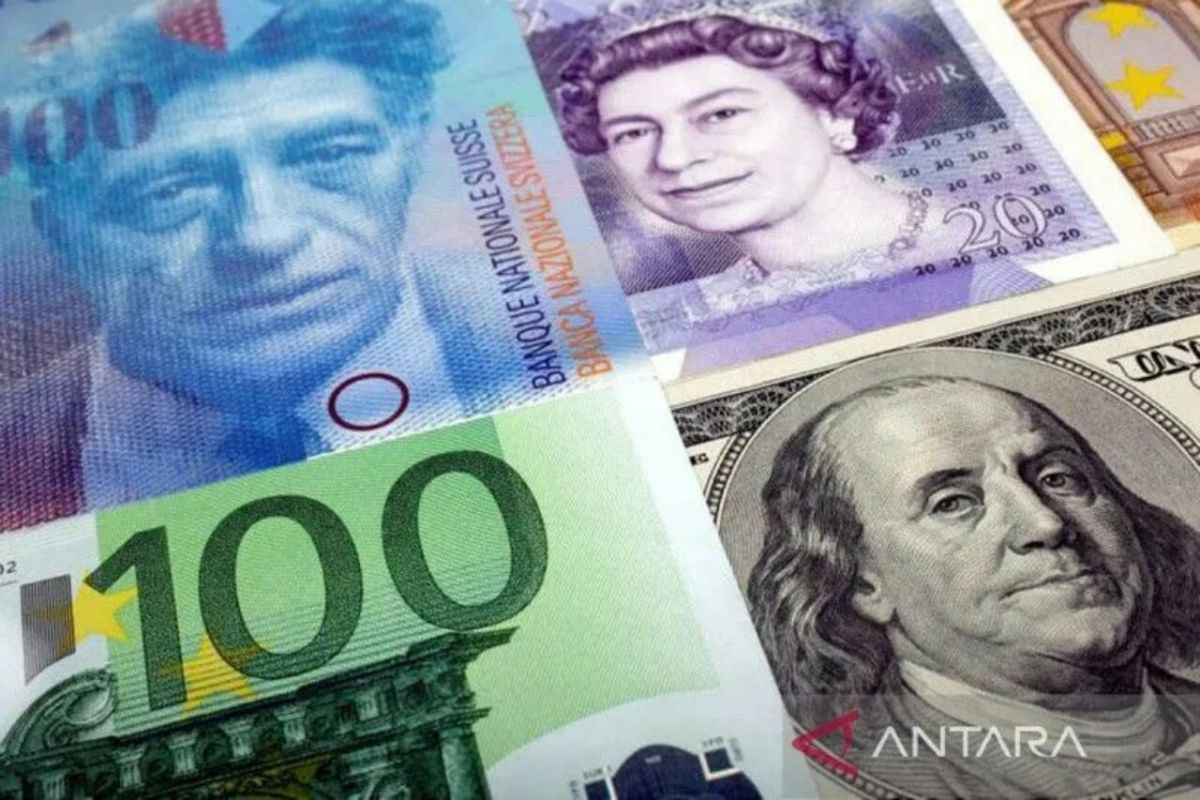 Dolar AS naik di tengah kekhawatiran ekonomi global