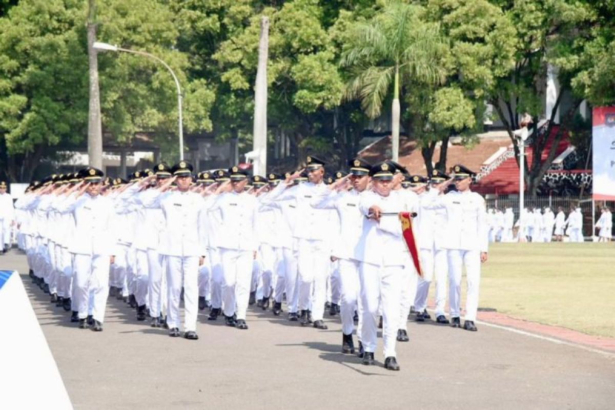 Wamendagri mengukuhkan 533 orang menjadi Praja Pratama IPDN