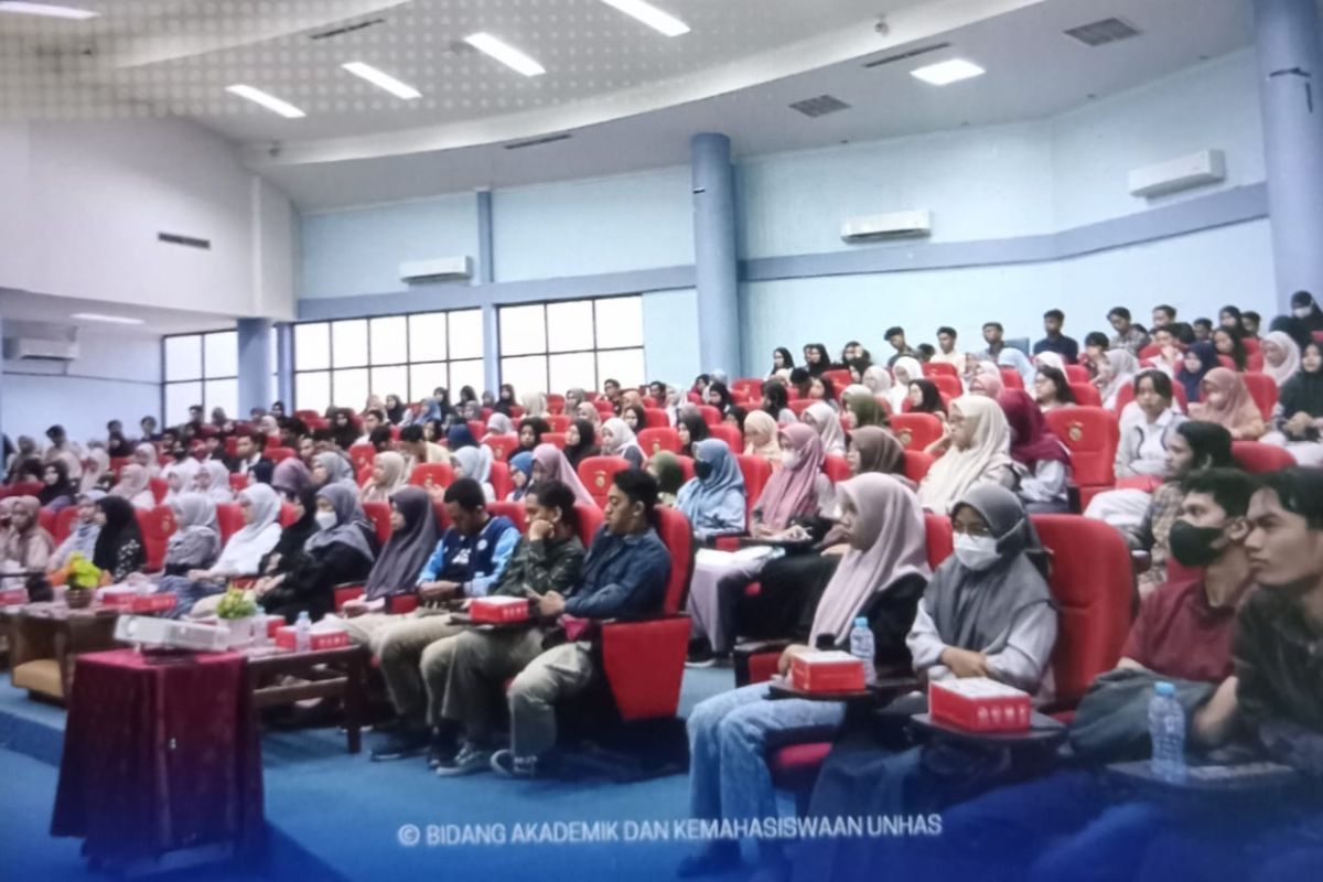 Unhas gelar HCP mempersiapkan alumni memasuki dunia kerja