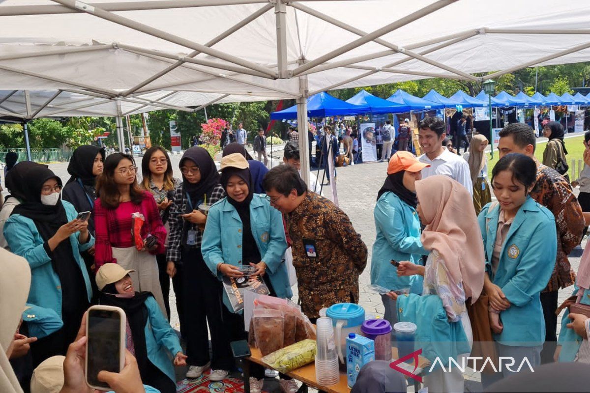 UNS  komitmen dampingi UMKM naik kelas melalui MBKM