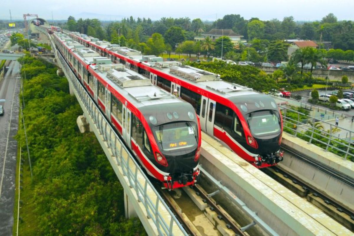 Kemarin, istana presiden di IKN hingga rangkaian LRT Jabodebek