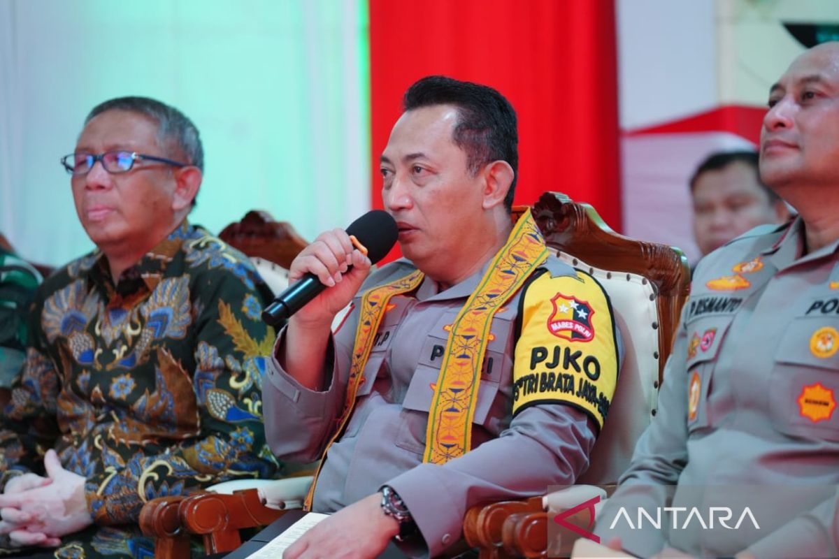 Kapolri tekankan sinergi antar-elemen dalam menangani karhutla di Kalbar