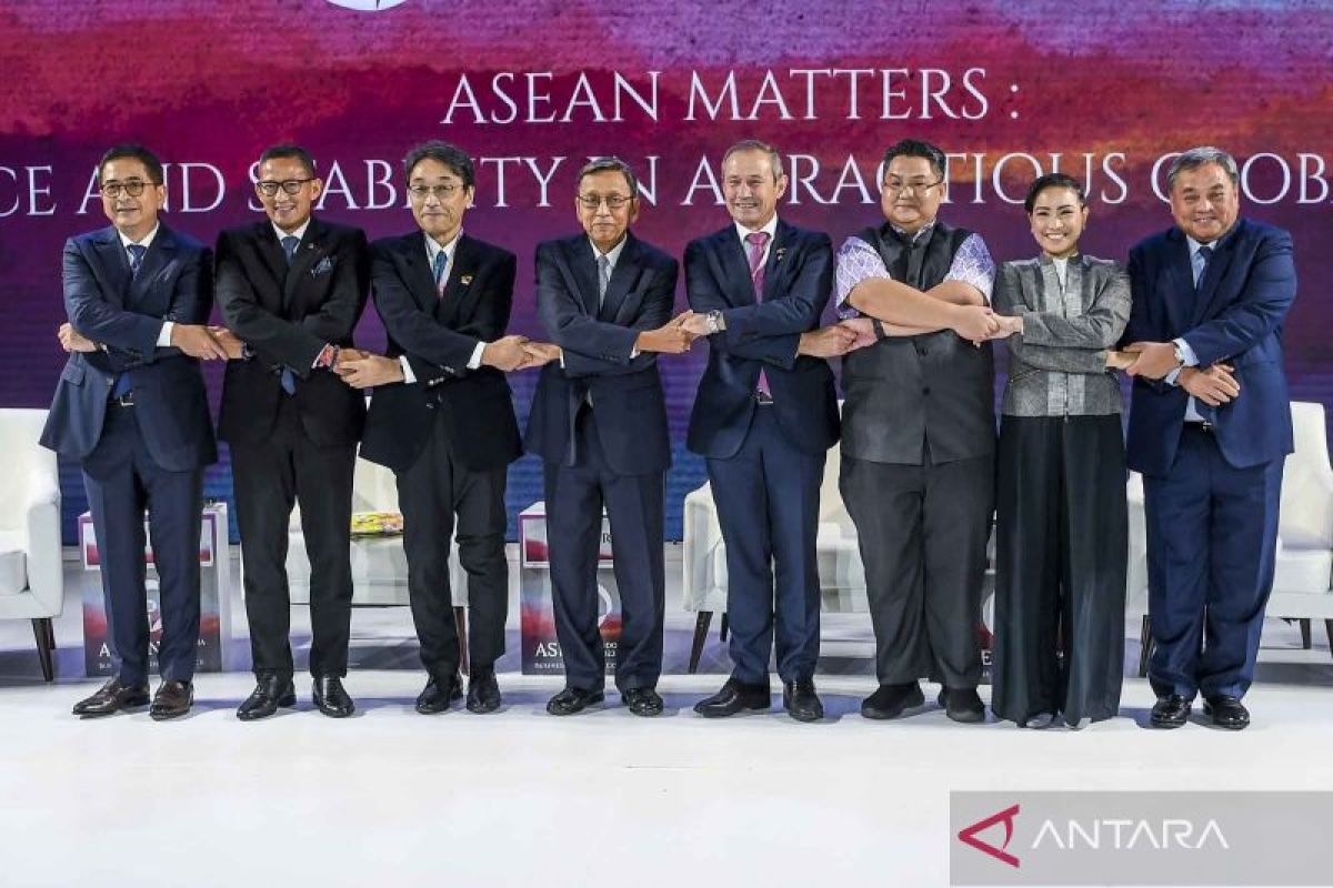 Diskusi panel kedua ASEAN Business & Investment Summit 2023