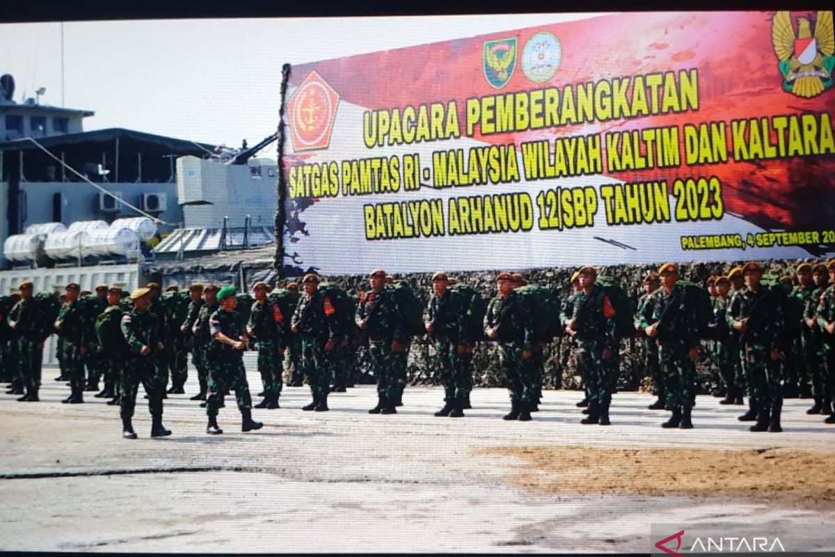 Pangdam Sriwijaya lepas 350 prajurit  Satgas Pamtas RI-Malaysia ke Kalimantan