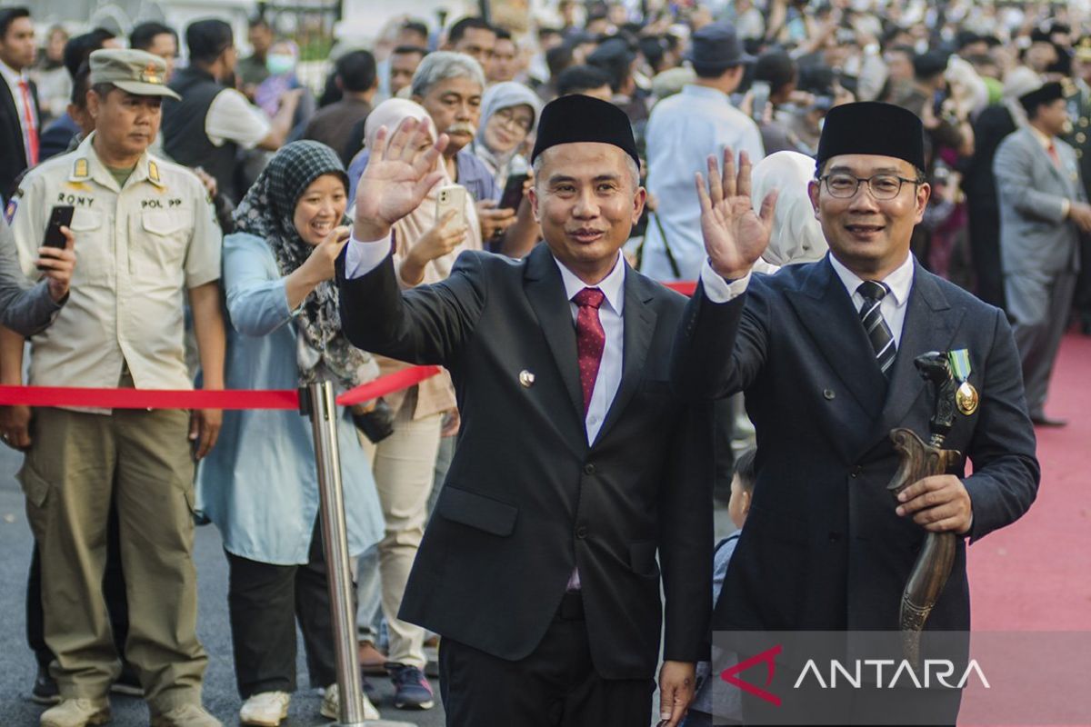 Serah terima jabatan Penjabat Gubernur Jawa Barat