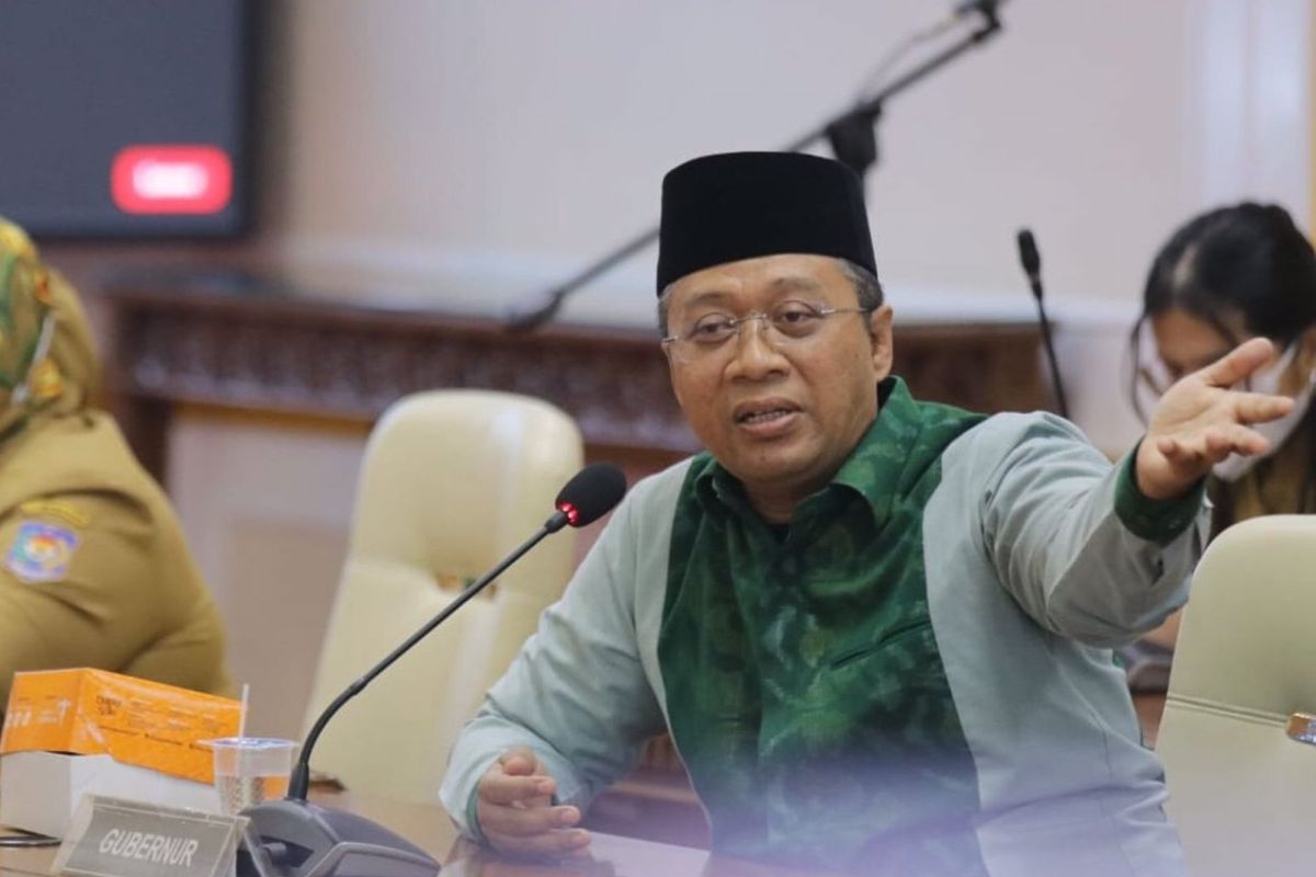 Gubernur Zulkieflimansyah meminta hutan industri di NTB diperluas