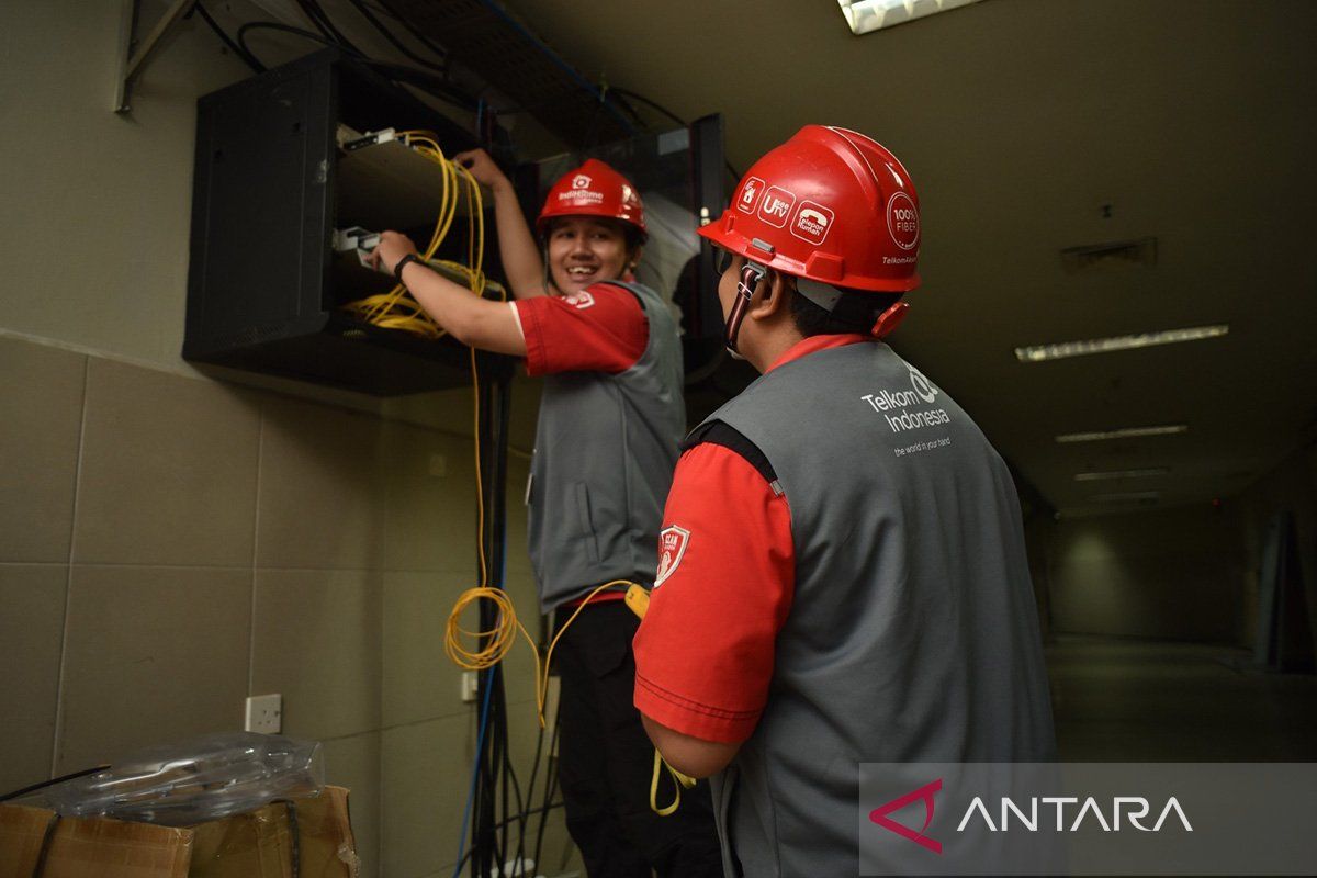 KPK menggeledah kantor PT Telkom soal korupsi