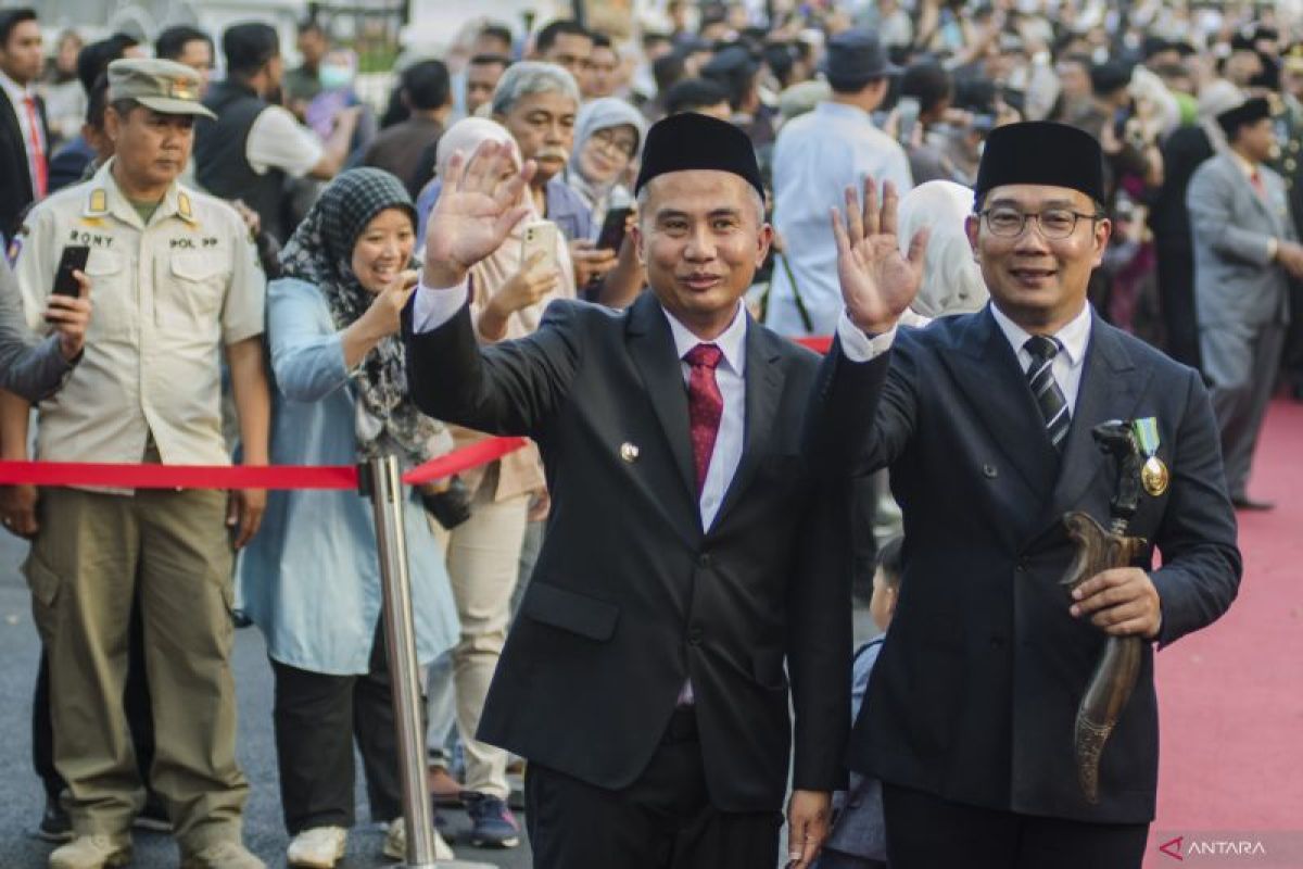 Kemarin, China puji RI hingga Ridwan Kamil bakal cawapres