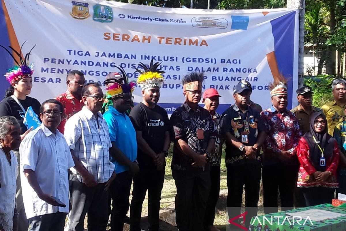 UNICEF Papua bangun tiga jamban inklusi disabilitas di Biak