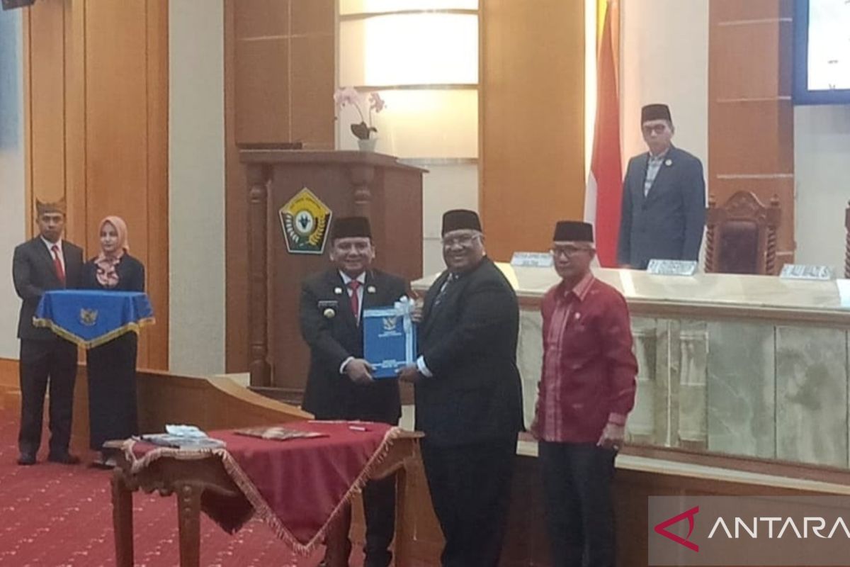 Ali Mazi berharap Pj Gubernur melanjutkan pembangunan di Sultra