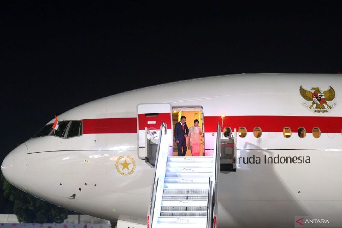 Presiden dan Ibu Negara tiba di New Delhi India