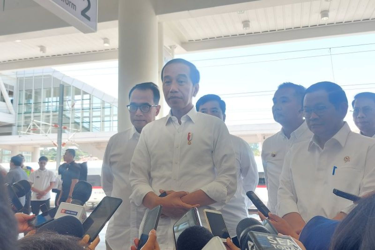 Uji coba kereta api cepat dibuka mulai Oktober 2023