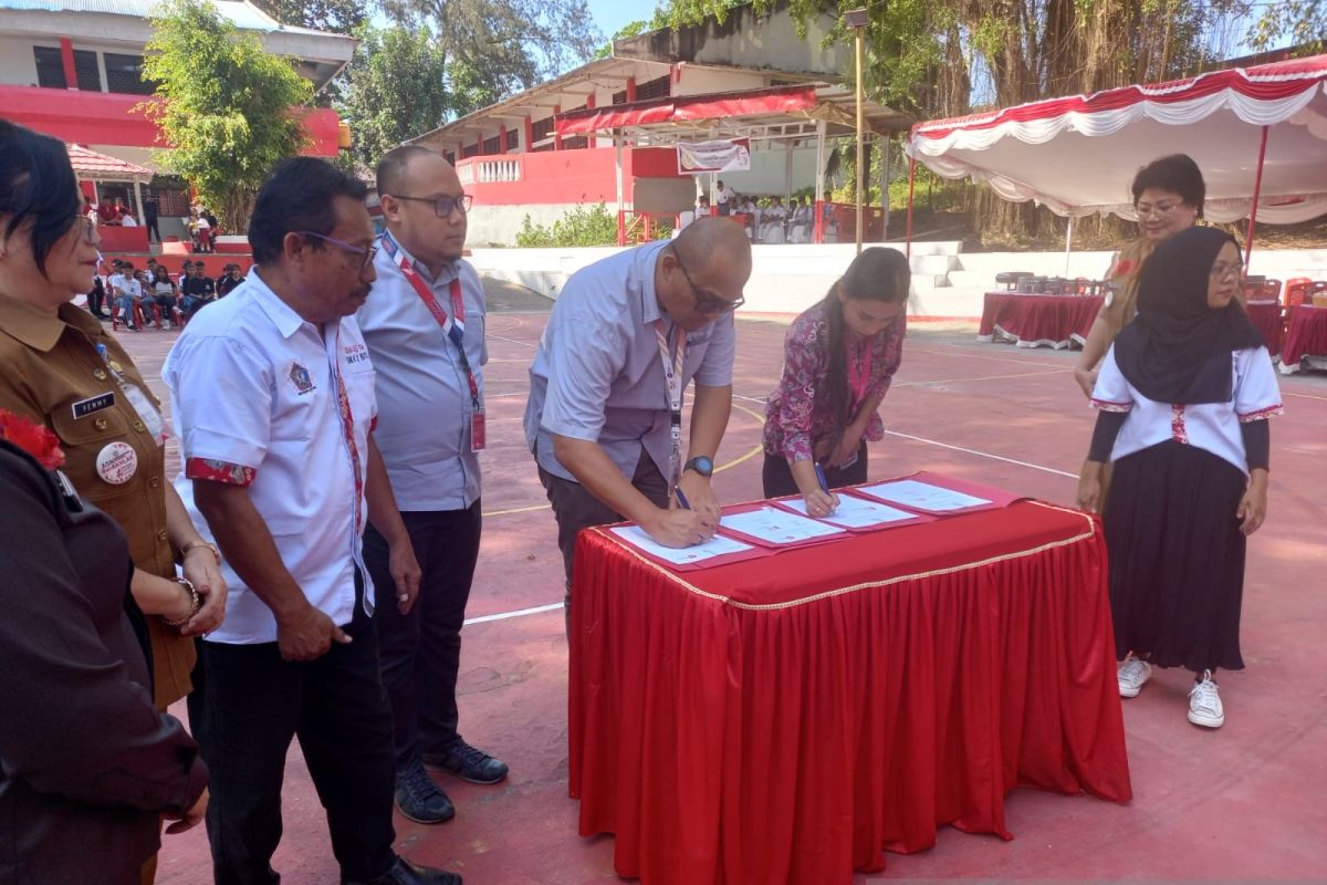 Industri otomotif tingkatkan kualitas magang siswa SMK Bitung