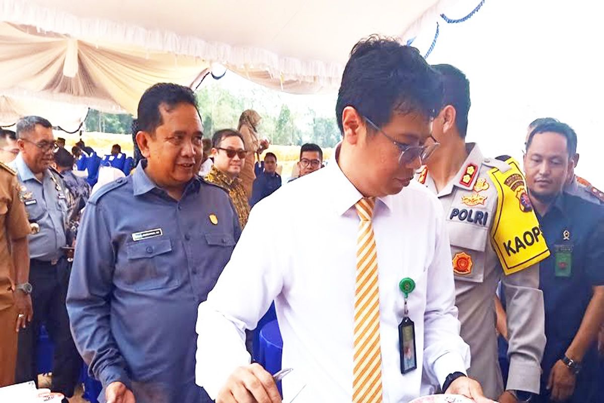 Legislator Barut harapkan pabrik sawit  dapat tingkatkan perekonomian masyarakat