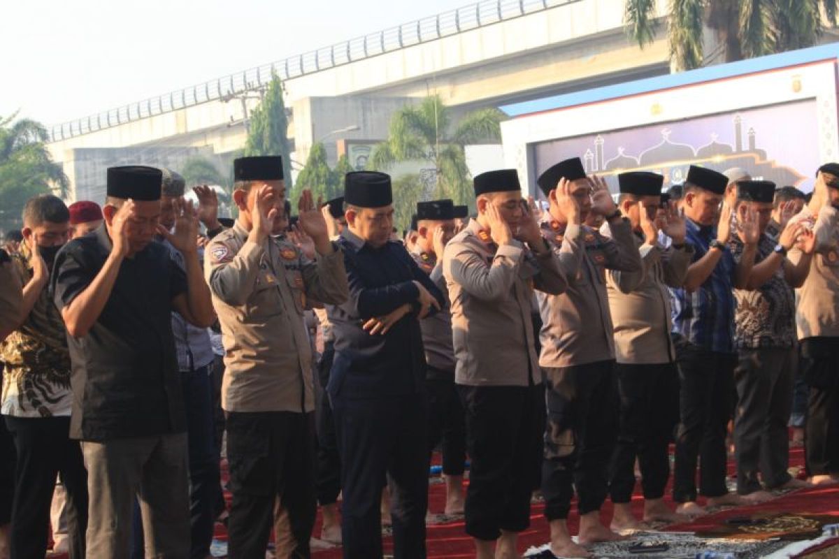 Polrestabes Palembang gelar shalat istisqa