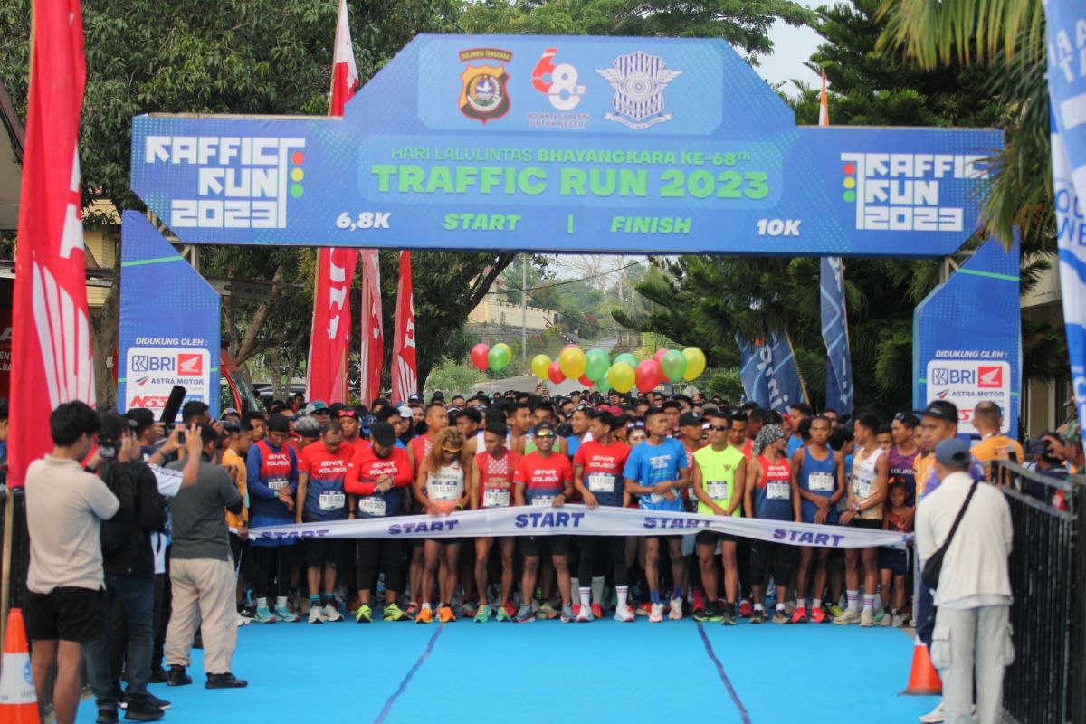 Polda Sulawesi Tenggara gelar "Traffic Run"