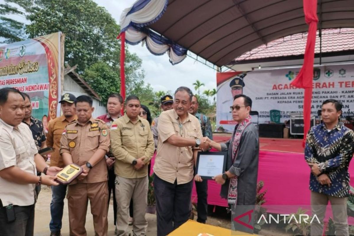 Pembukaan jalan Kereng Pakahi-Kampung Melayu ditarget selesai tahun ini