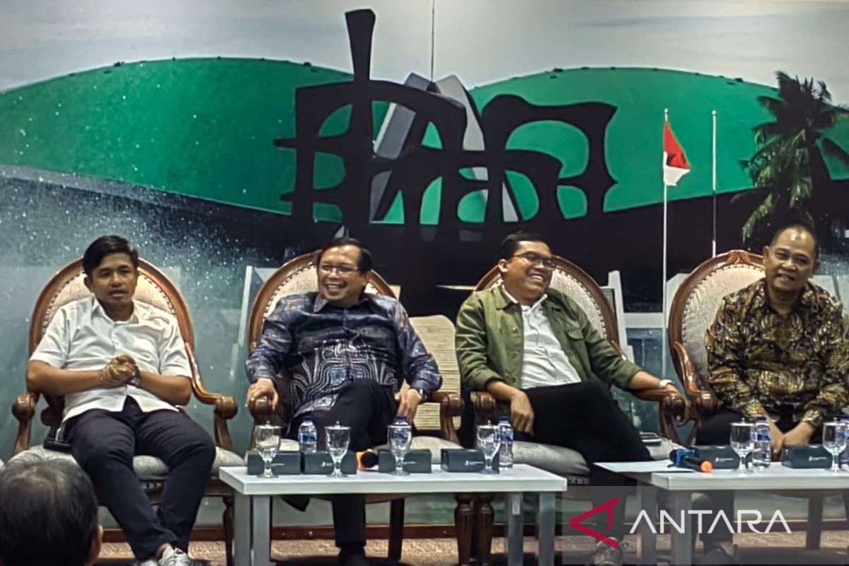 KPU bantah usul pendaftaran capres-cawapres maju pertimbangan politis