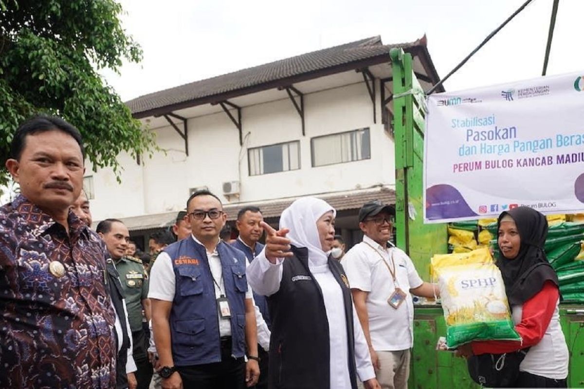 Gubernur Jatim harapkan pasar murah dapat stabilkan harga pangan